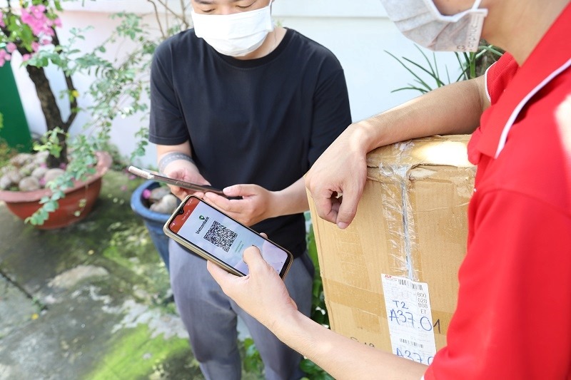 Ứng dụng QR động trong thanh toán không tiền mặt tại Việt Nam